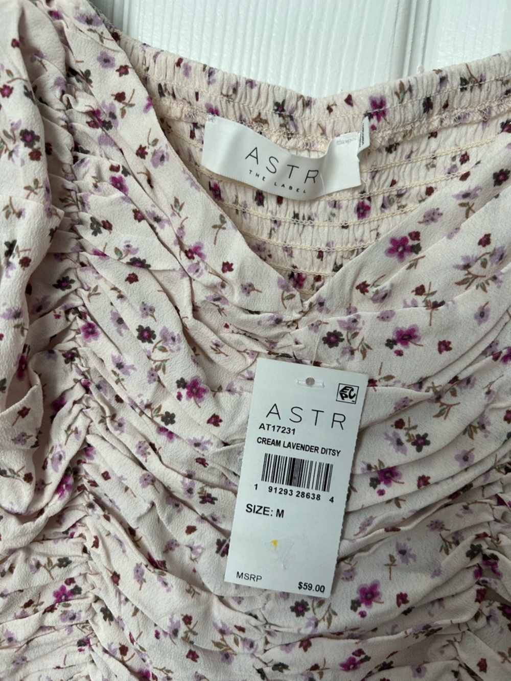 ASTR The Label Cream & Purple Floral Puff Sleeve Cropped Top Size Medium NWT - Picture 12 of 13